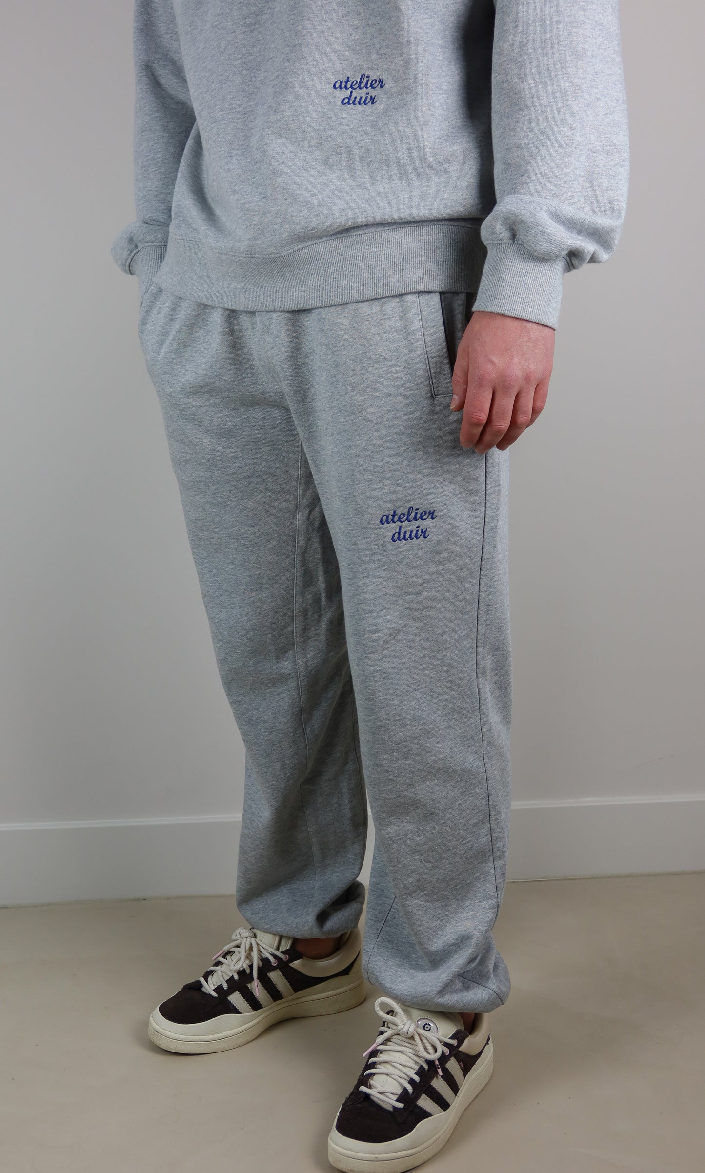 Essence Sweatpants - Heather Grey