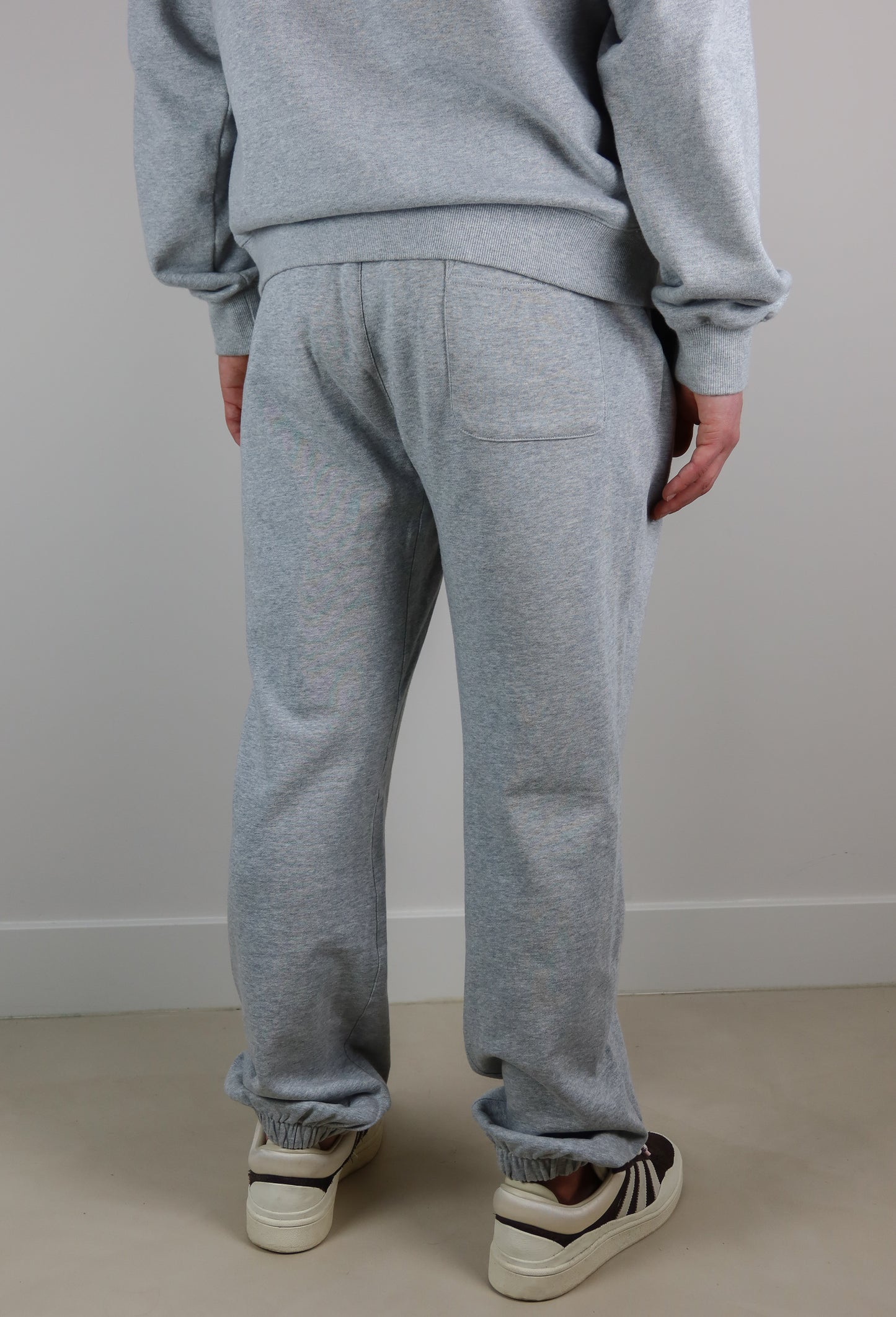 Essence Sweatpants - Heather Grey